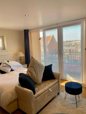 Room on the Ropery- With Free Parking